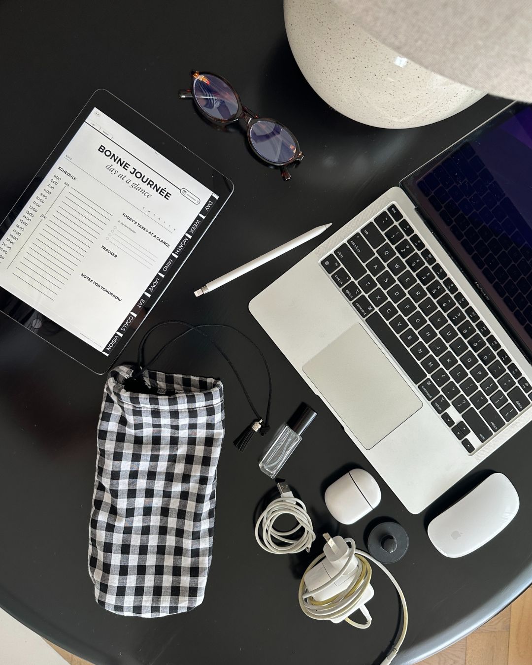 Tech & Screen Cleaning Carry-all Pouch