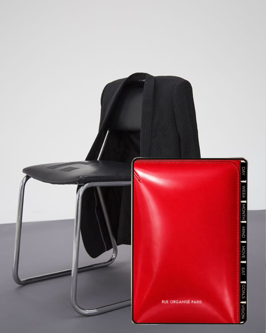 La Vie Planner in Red Leather